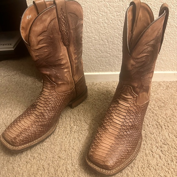 Dan post - ka faux python print leather. Men’s boots. Size 12. - Picture 2 of 6